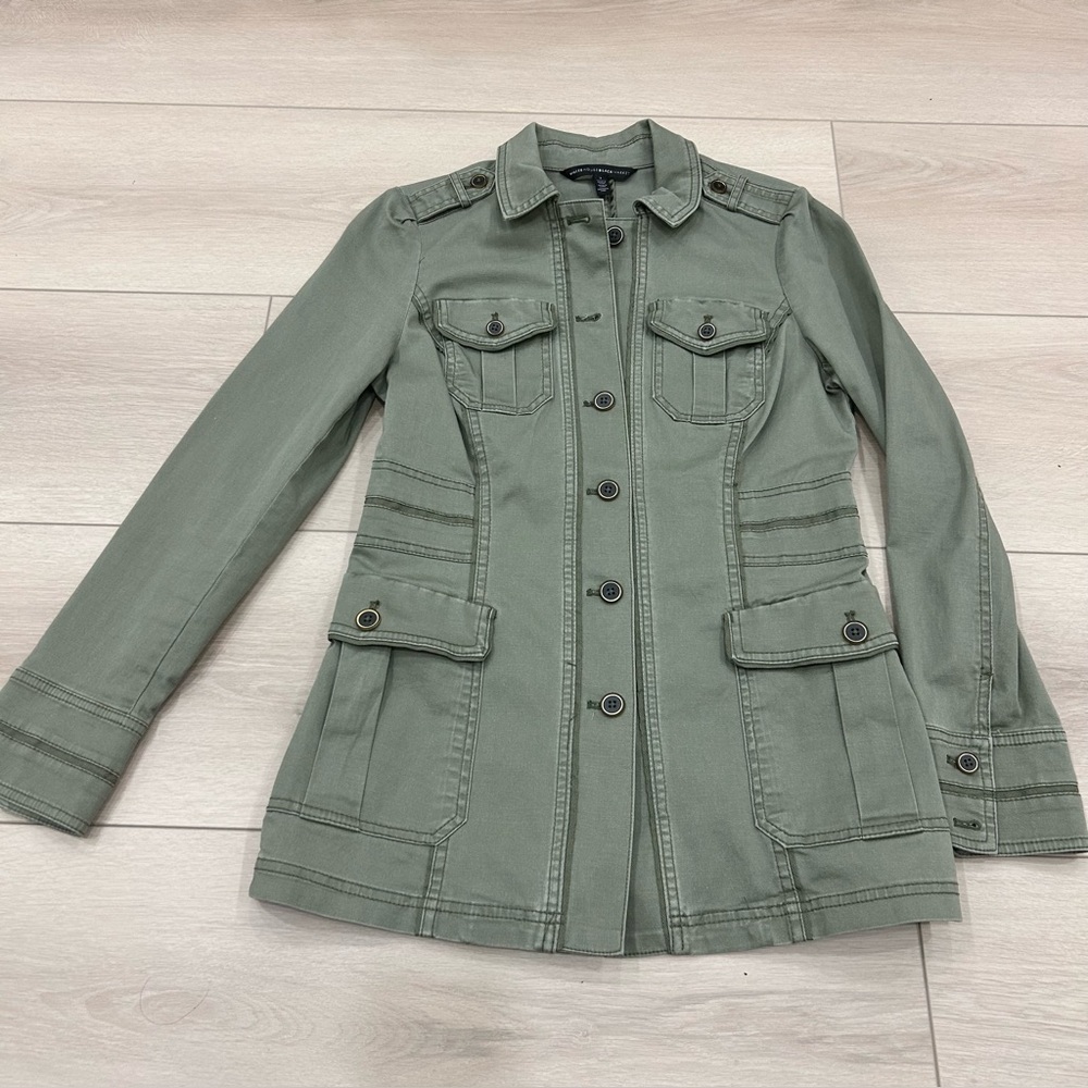 White House Black Market Sz 2 Green Military Field Cargo Pocket Button Up Jacket - Picture 1 of 5